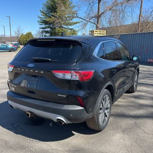 FORD ESCAPE TITANIUM - 8