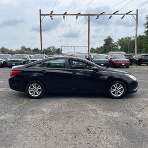 2011 Hyundai SONATA GLS — фото 10