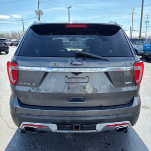 FORD EXPLORER PLATINUM - 7