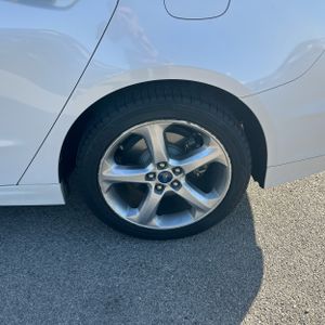 2014 FORD FUSION SE 缩略图 18