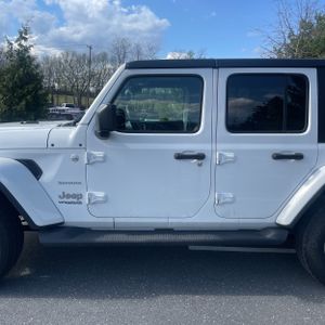 JEEP WRANGLER UNLIMITED SAHARA - 4