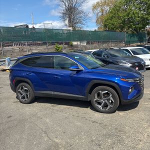 HYUNDAI TUCSON LIMITED - 10