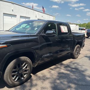 2024 TOYOTA TUNDRA PLATINUM photo 2
