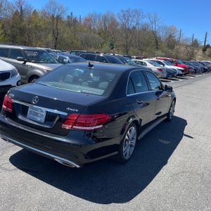 MERCEDES-BENZ E-CLASS - 8