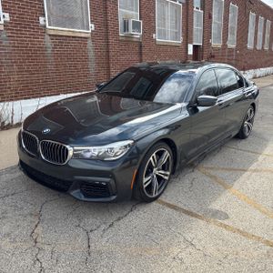 BMW 7-SERIES 740I - 1