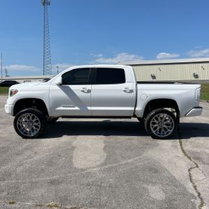2019 Toyota TUNDRA LIMITED photo 3
