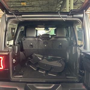 صورة مصغرة 40 لـ 2020 JEEP WRANGLER UNLIMITED SAHARA