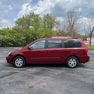 KIA SEDONA LX - 3