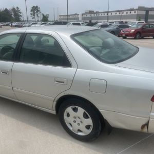 TOYOTA CAMRY - 6