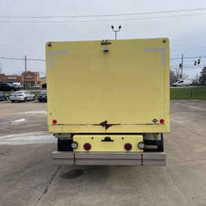 FORD COMMERCIAL VANS - 7