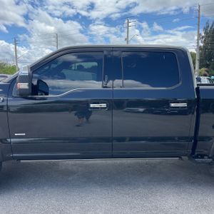 FORD F-150 PLATINUM - 4