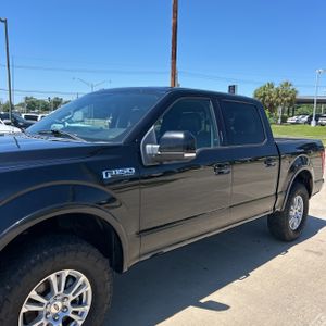 FORD F-150 LARIAT - 2