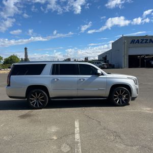 CADILLAC ESCALADE ESV LUXURY - 10