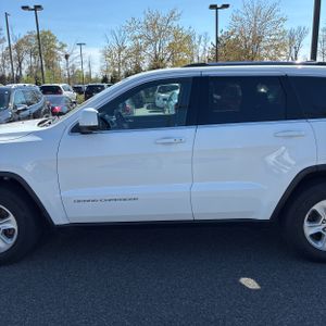 JEEP GRAND CHEROKEE LAREDO - 4