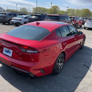 KIA STINGER GT-LINE - 8