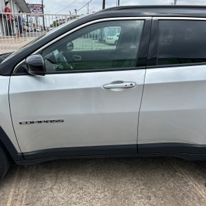 JEEP COMPASS LIMITED 4X4 - 4