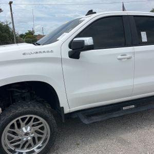 2020 Chevrolet SILVERADO 1500 LT — фото 2
