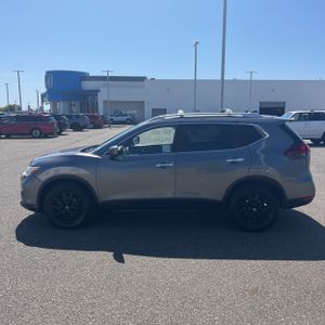 NISSAN ROGUE SV - 3