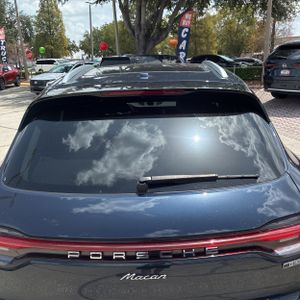 صورة مصغرة 16 لـ 2023 Porsche MACAN T