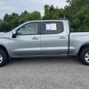 صورة 4 لـ 2025 Chevrolet SILVERADO 1500 LT
