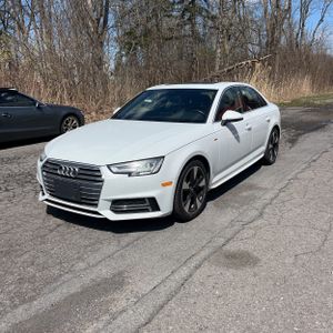 AUDI A4 2.0T PREMIUM - 1