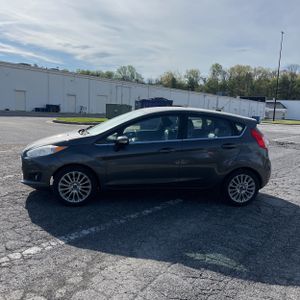 FORD FIESTA TITANIUM - 3