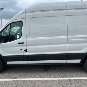 FORD E-TRANSIT 350 - 4