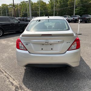 صورة 7 لـ 2016 Nissan VERSA SV