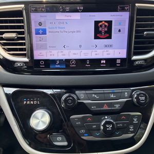 2023 Chrysler PACIFICA TOURING L — миниатюра 35