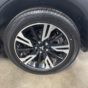 2025 Mitsubishi ECLIPSE CROSS SE — миниатюра 18