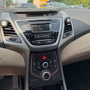 2016 Hyundai ELANTRA SE thumbnail 34