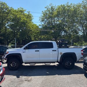 2018 Toyota TUNDRA SR5 照片 3