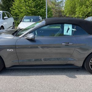 FORD MUSTANG GT PREMIUM - 4