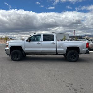 CHEVROLET SILVERADO 2500HD LT - 3