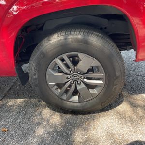 2025 Nissan FRONTIER SV 缩略图 18
