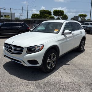 صورة 1 لـ 2019 Mercedes-BENZ GLC