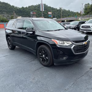 2021 Chevrolet TRAVERSE LS — миниатюра 12