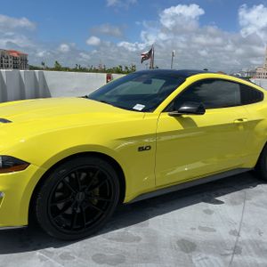 FORD MUSTANG GT PREMIUM - 2