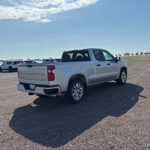 صورة 8 لـ 2021 Chevrolet SILVERADO 1500 CUSTOM