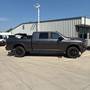 صورة 9 لـ 2021 RAM 3500 LIMITED