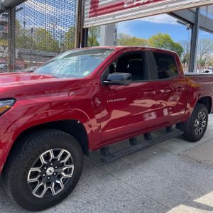 CHEVROLET COLORADO Z71 - 2
