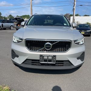 2023 Volvo XC40 CORE — миниатюра 14