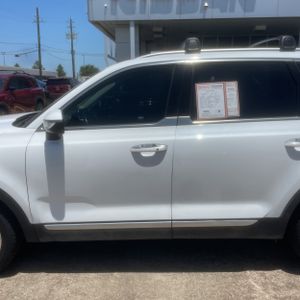 صورة 4 لـ 2020 KIA TELLURIDE S