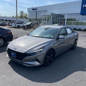 HYUNDAI ELANTRA SEL - 2