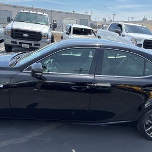 LEXUS IS 200T BASE - 3