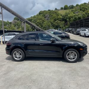 PORSCHE MACAN BASE - 10