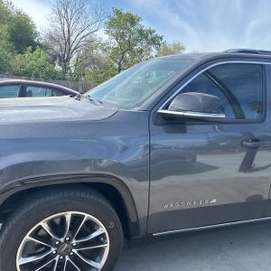 JEEP WAGONEER SERIES III - 2