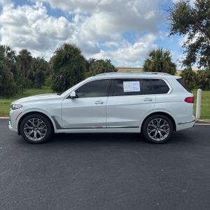 صورة 3 لـ 2020 BMW X7 XDRIVE40I
