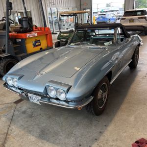 1966 Chevrolet CORVETTE STINGRAY — фото 1