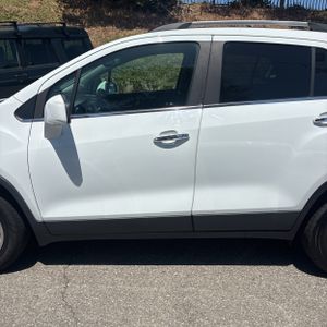 2018 Chevrolet TRAX LT — фото 3